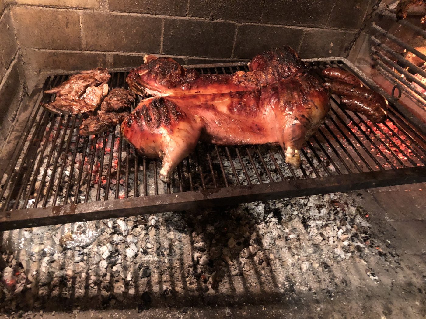 Parrilla con cortes al fuego